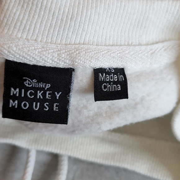 Mickey Mouse sweatshirt - Picture 3 of 6